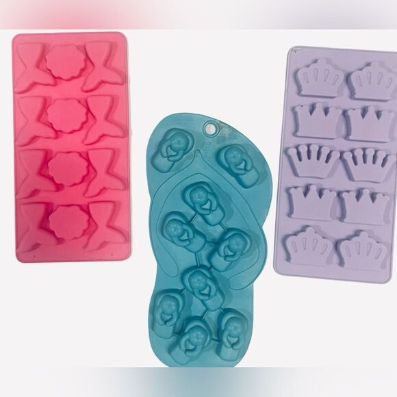 Celebrate It Silicone Molds Little Girls Set - Picture 1 of 2